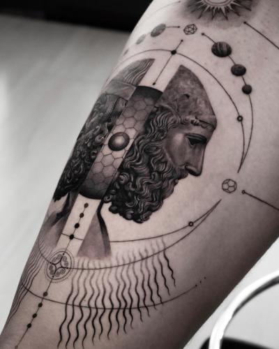 tatuaggio braccio bronzi andrea pellerone